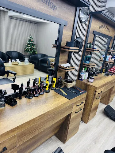 3 - Frisör Al Omarein