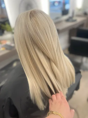 3 - Frisör Testabella