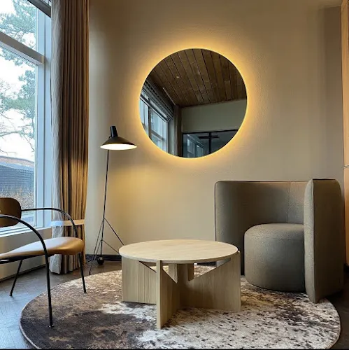 2 - Frisør M Design