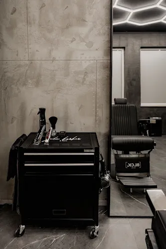 7 - Frisur Modern Style