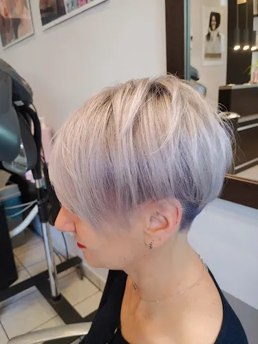 3 - FRYZJER MĘSKI 💈