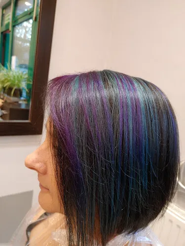 8 - FRYZJER MĘSKI 💈