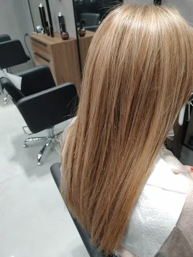 4 - FRYZJER MĘSKI 💈