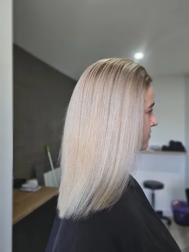 7 - Gabbis Hair & Beauty Group