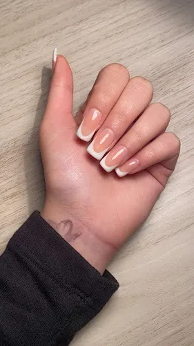 6 - Gails Hair Studio