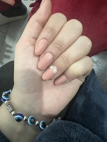 4 - Gails Hair Studio