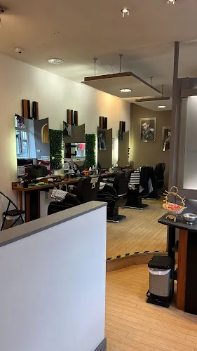 4 - Geezers Of Beaconsfield