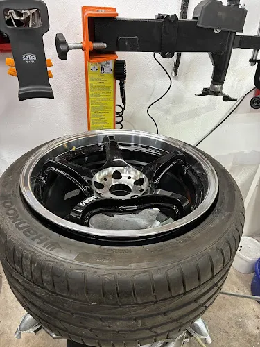 5 - Geisen Automobile