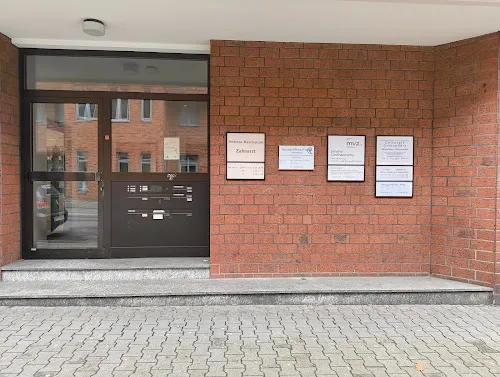 2 - Gemeinschaftspraxis Dipl.med. Hamdan & Dr. med. Heß-Hamdan