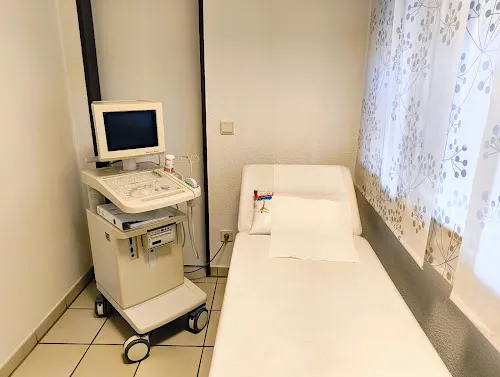 4 - Gemeinschaftspraxis Dipl.med. Hamdan & Dr. med. Heß-Hamdan