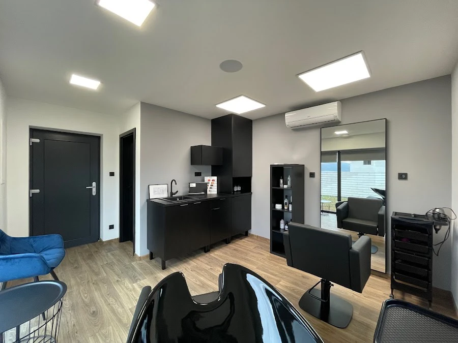 1 - GENTLEMAN SALON Ústí nad Labem / Barbershop & Pánské kadeřnictví