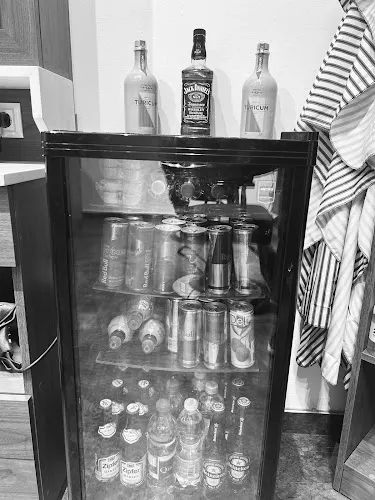 2 - Gentlemen Barber Club