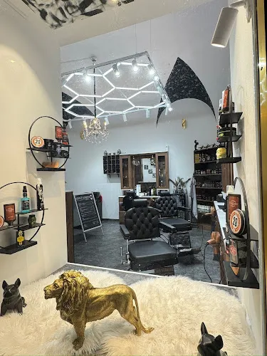 1 - Gentlemen Barber Club