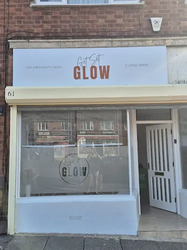 3 - Get set, GLOW