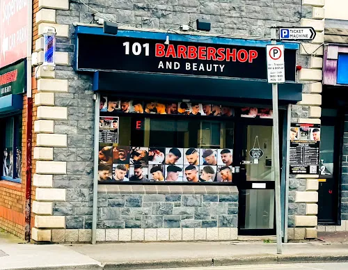 2 - Gingers make up & beauty studio