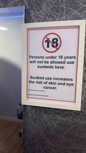 4 - Gingers make up & beauty studio