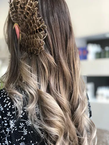 8 - Glamhair Hagen