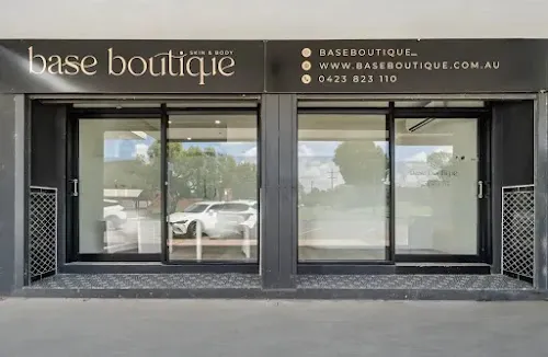 2 - Glamorous Hair Design - Hair Cuts & Colours to Hair Extensions & Treatments