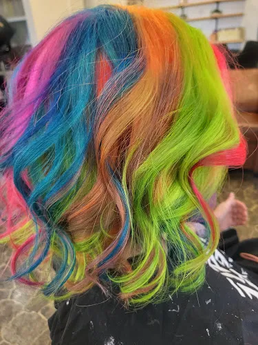 5 - Glamour Beauty Lounge by missmaree