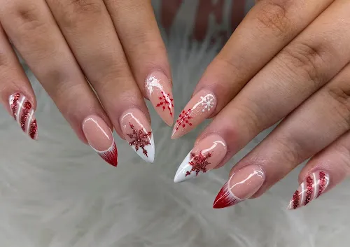 4 - Glamour Nails