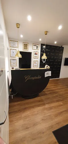 1 - Glamstudio