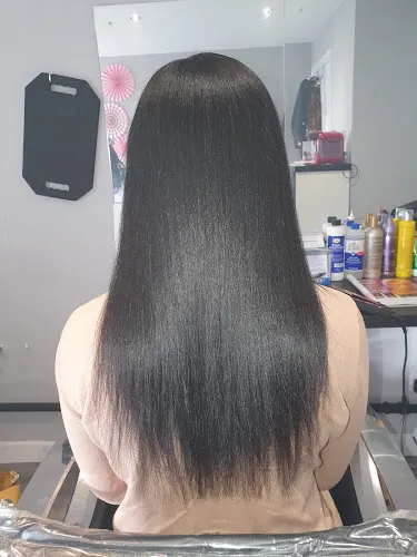 2 - Glitter Salon, Frizerie Coafura