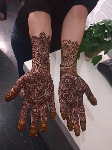 2 - Glitz And Glamour Hair Extension