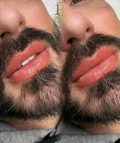 4 - Glitz & Glamour Tanning