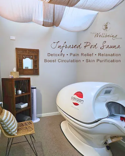 5 - Glossy Nails Alice Springs