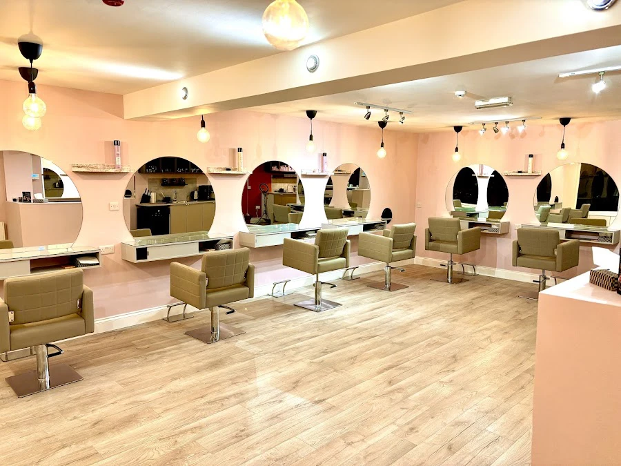 1 - Glosz Beauty & Aesthetics Clinic