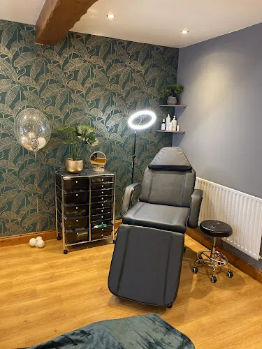 2 - Glow aesthetics and beauty