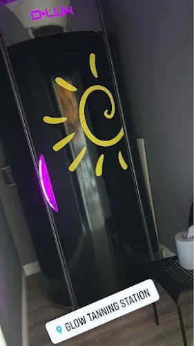 6 - Glow Tanning Station
