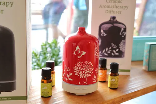 4 - Gold scissors barber shop