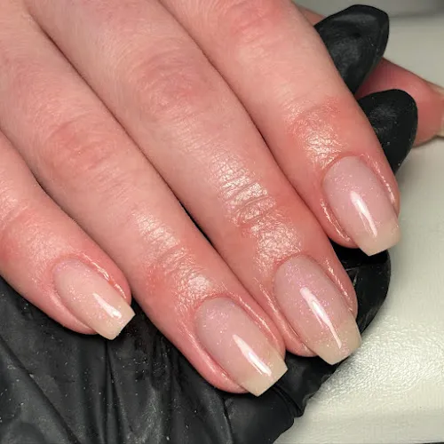 3 - Golden barber shop