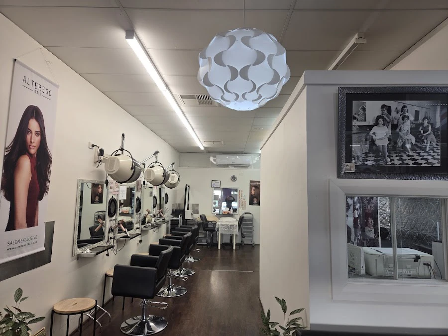 1 - Golden Scissors Hair Salon