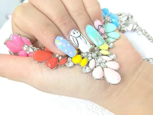 7 - Gorgeous Nails & Spa -Clifton beach