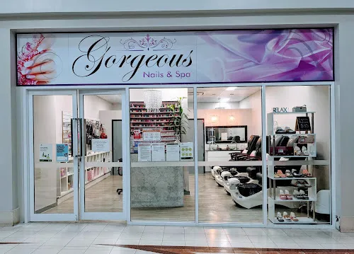 1 - Gorgeous Nails & Spa - Innisfail