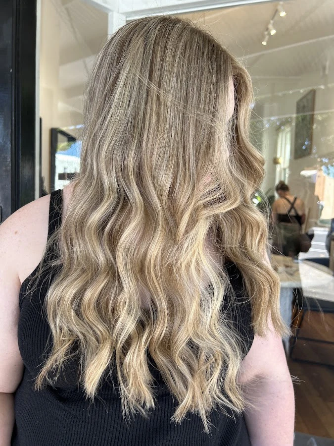 1 - Grayce the Salon