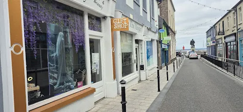 1 - Great Shape hair body and beauty