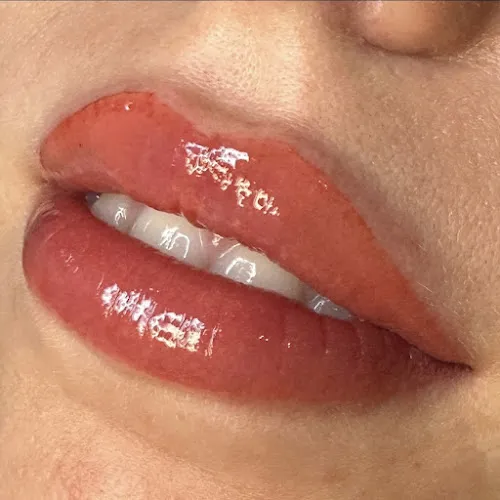 4 - H-professinal Nail& Beauty