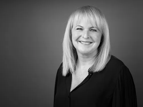 7 - Haareszeiten Mein Friseur