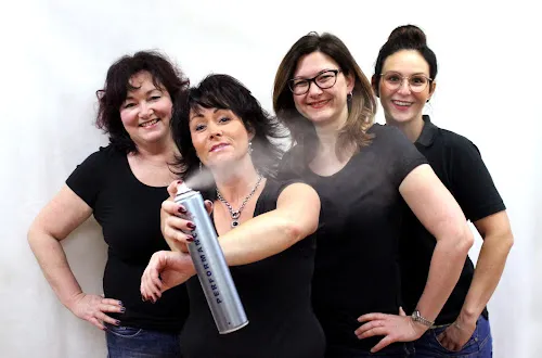 2 - HaarWERK - Inh. Sina Hilpert