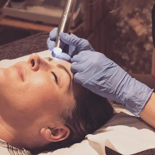 7 - Hair & Beauty by Aysh