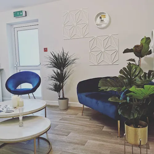 2 - Hair & Beauty by Aysh