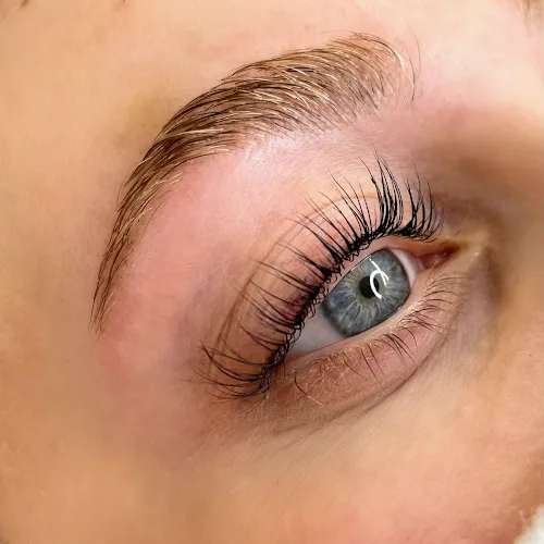 7 - Hair & Beauty Design - Kosmetik