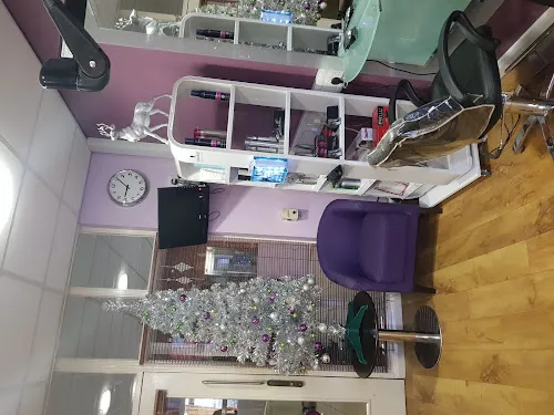 5 - Hair By Liza Minchella