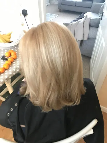 7 - Hair by Mercier London