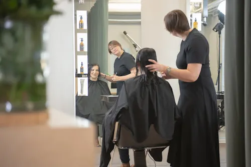 7 - Hair By Trine v/Trine D Kristensen