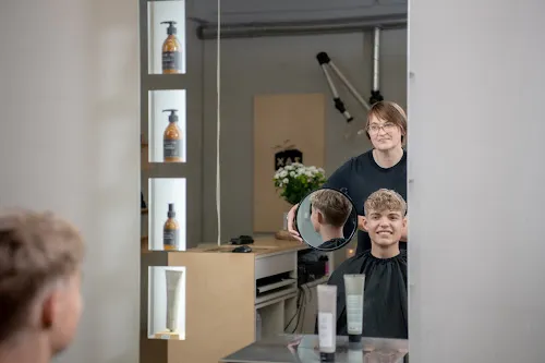 3 - Hair By Trine v/Trine D Kristensen