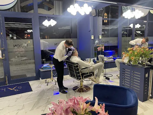 7 - Hair Cut Magdalena Skwarzewska